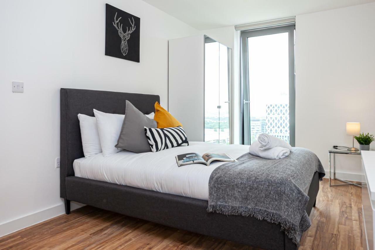 X1 Apartments Salford Quays Bagian luar foto